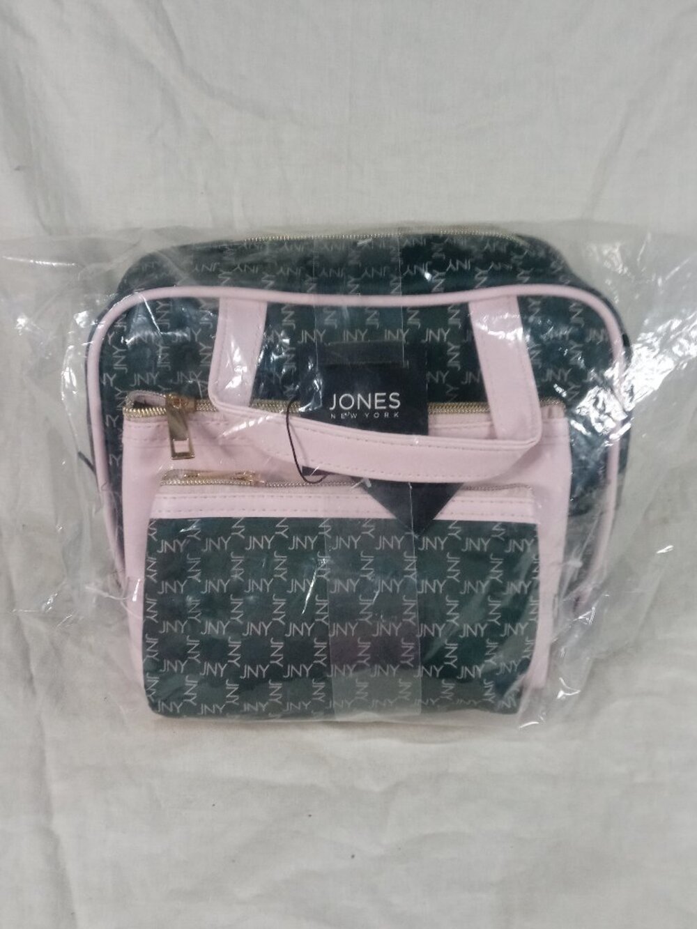 Jones New York Women 3 Pack Travel & Cosmetic Green Pink Bags Bundle in New Cond